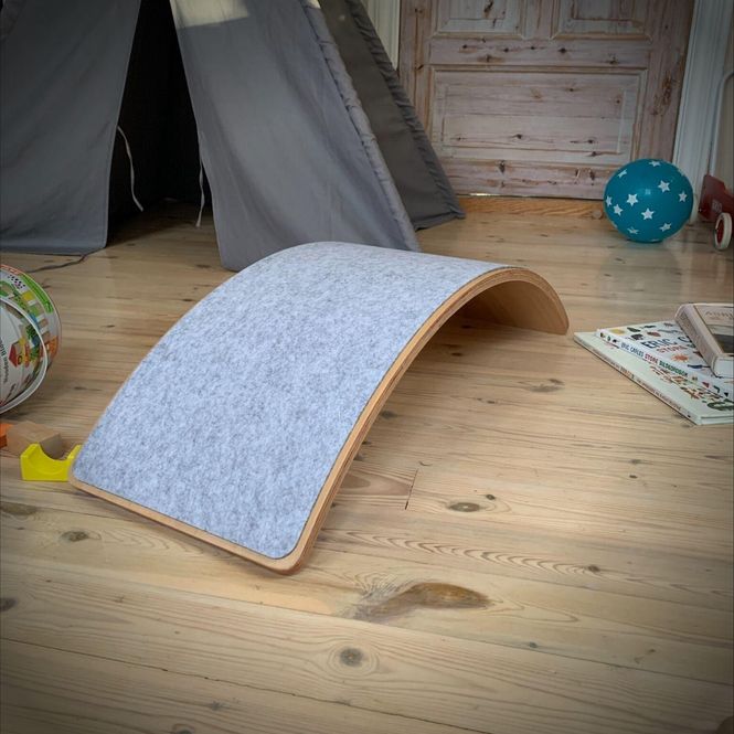 Hovedbilde Balansebrett, Grey Filt | Sagababy 